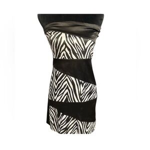 CUTE LITTLE STRAPLESS ZEBRA DRESS SZ 9